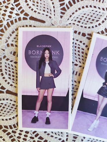 İncəsənət və kolleksiyalar: Məhsul: BLACKPINK “BORN PINK – The Pop-Up Experience” temalı foto — 3