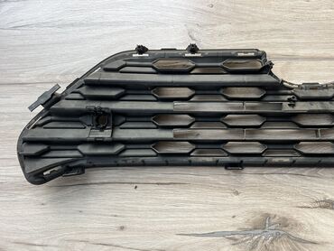 Решетки радиатора: Решетка радиатора Toyota 2022 г., Б/у, Оригинал — 6