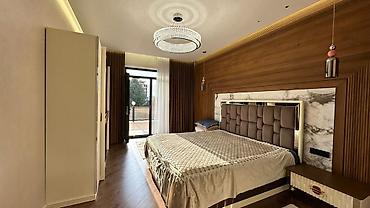 Үйлөрдү сатуу: 6 бөлмө жана андан көп, 250 м², 10 соток, Бишкек, Киргизия 1 Кыймылсыз мүлк агенттиги — 5