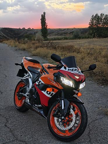 gsx 200: Спортбайк Honda, 600 куб. см, Бензин, Взрослый, Б/у — 1