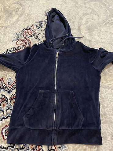 Другая мужская одежда: Продаю пакет вещей за 1000с
Размеры мужские M,L
Размеры женские Xs,S — 11