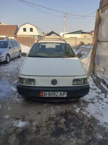 пастат б3: Volkswagen Passat: 1992 г., 1.8 л, Механика, Бензин, Универсал