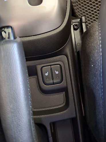 Chevrolet: Chevrolet Spark: 2016 г., 0.1 л, Автомат, Бензин, Хэтчбэк — 16