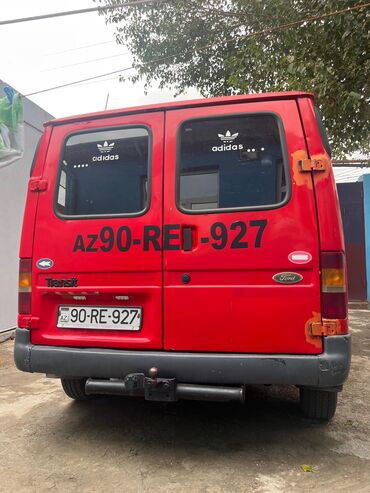 Ford: Ford Transit: 2.5 l | 1998 il 372000 km Van body type — 8