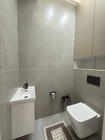 Продажа квартир: 3 комнаты, 74 м², Элитка, 8 этаж at lalafo.kg — 10 Продажа квартир: 3 комнаты, 74 м², Элитка, 8 этаж — 10