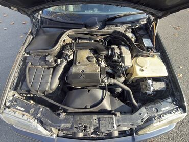 Mercedes-Benz: Mercedes-Benz C-Class: 2.2 l | 1995 il Sedan — 13