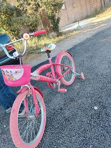 Velosipedlər: Uşaq velosipedi – qızlar üçün, parlaq çəhrayı dizayn Xüsusiyyətlər: - — 1