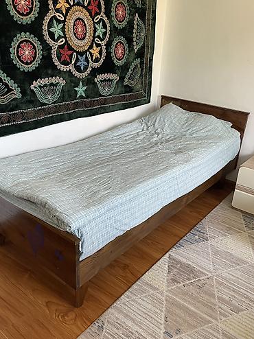 Односпальная кровать, Б/у, С матрасом, длина - 200 см at lalafo.kg Односпальная кровать, Б/у, С матрасом, длина - 200 см