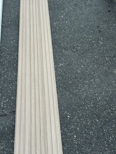 Lambrin: Kompozit və interyer üçün dekorativ daraq tipli panellər - Material — 11