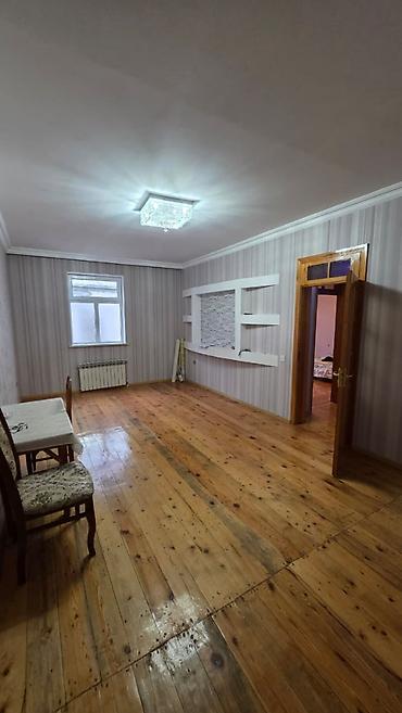 Həyət evləri və villalar: 3 otaqlı, 80 kv. m, Orta təmir — 1