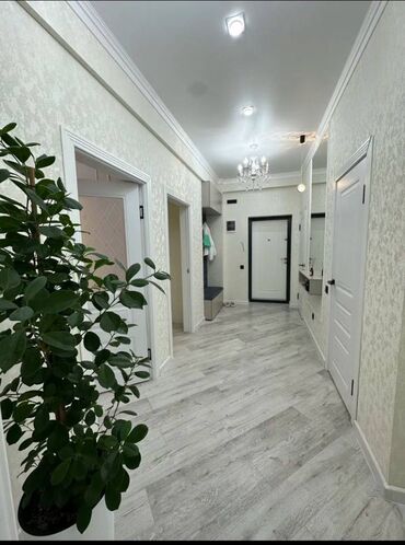 сколько стоит трехкомнатная квартира в бишкеке: 3 комнаты, 100 м², Элитка, 3 этаж, Евроремонт