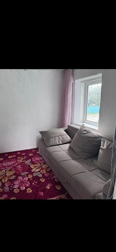 Үйлөрдү ижарага берүү: 55 м², 3 бөлмө, Восток-5 мкр, Чогуу жашоосу жок — 3