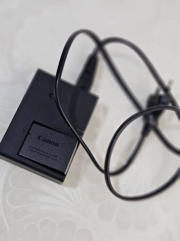 Fotokameralar: 24,2 MP APS-C Sensor 45 Dual Pixel CMOS AF Wi-Fi, NFC Optik vizör Full — 6