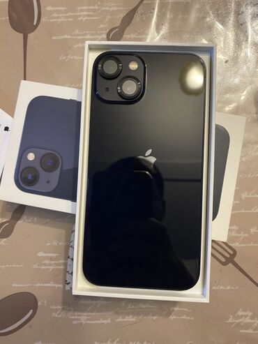 Apple iPhone: IPhone 13, Qara, Simsiz şarj — 3