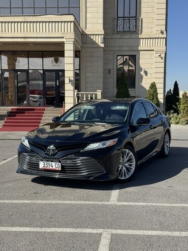 аксесуары на гольф: Toyota Camry: 2019 г., 2.5 л, Автомат, Бензин, Седан