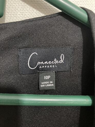 Другая женская одежда: Пакет женских вещей Пальто,тренч. Пиджак, три брюки платье юбка — 9