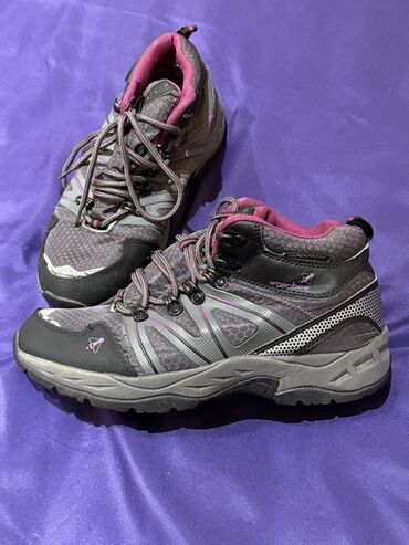 экскаваторы на радиоуправлении: Qadınlar üçün treking/dağcılıq ayaqqabısı – Wanabee - Model: Wanabee