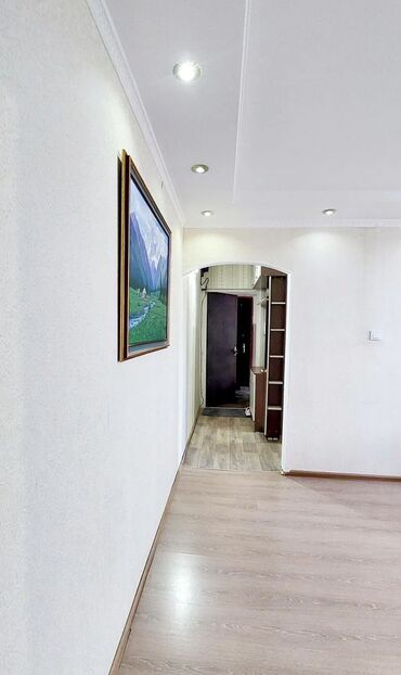 Продажа квартир: 3 комнаты, 60 м², 104 серия, 4 этаж — 8