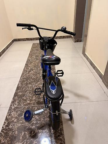 Uşaq velosipedləri: Uşaq velosipedi 16 lıq mavi rəng satlir yaxşı vexiyetdedi uşağ boyuyub — 2