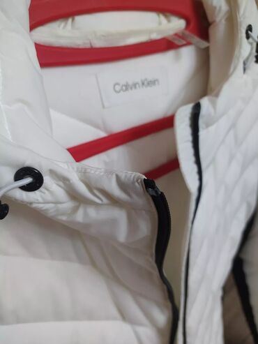 Пуховики и зимние куртки: Шикарная куртка, осень -зима,сидит отлично,худит,теплая — 22