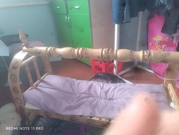машина игруш: Бешик сатылат Бир жыл колдондук тошоктору баары жакшы сырты жаны