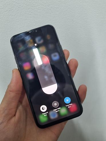 Apple iPhone: IPhone 11 Pro, Б/у, 64 ГБ, Alpine Green, Чехол, 44 % — 8