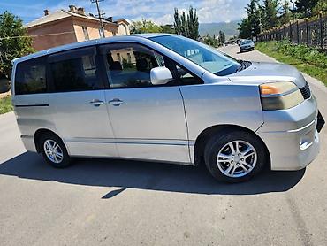Унаа: Toyota Voxy: 2003 г., 2 л, Автомат, Бензин, Вэн/Минивэн — 4