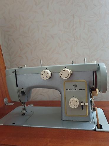 Tikiş maşınları: Çayka 142M tikiş maşını – dolablı komplekt Məhsulun xüsusiyyətləri: - — 1