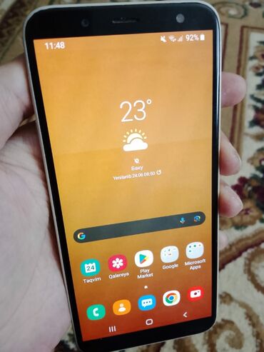 samsung not 3: Samsung Galaxy J6, 32 GB, Barmaq izi, Face ID