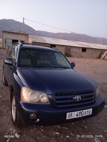 авто легковой: Toyota Highlander: 2003 г., 2.4 л, Автомат, Газ, Внедорожник