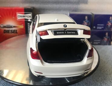 Avtomobil modelləri: BMW, 2011 il, 1:18, Dəmir, Ödənişli çatdırılma — 23