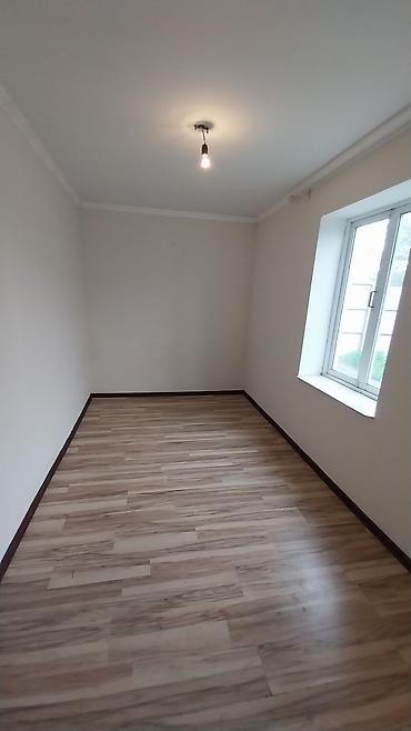 Продажа коттеджей и домов: Срочно продаю дом, с.Маевка, ул.Школьная - Переулок Веселый, участок — 9