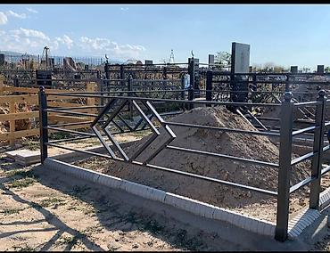 Ритуальные услуги: Изготовление крестов, Облицовка надгробий, Изготовление табличек | Дерево, Габбро, Мрамор | Оформление — 25