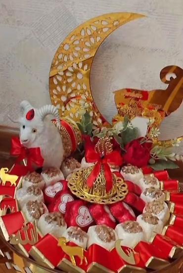 ramazan dekorları: Qurban bayramı üçün sifariş qəbul olunur. - Qızılı güzgü əsaslı, ay — 5