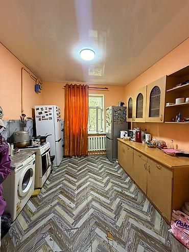 Продажа домов: 4 комнаты, 124 м², 3 соток, Бишкек, Собственник — 8