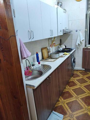 badamdarda satilan evler: Bakı, 3 otaqlı, Köhnə tikili, m. Nəriman Nərimanov, 80 kv. m — 2