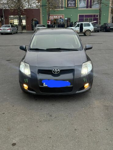 prado maşın: Toyota Auris: 1.4 l | 2008 il Hetçbek