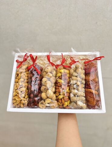 Hədiyyələr: Hədiyyəlik qutu setləri – şokolad və qəhvə assortisi Məzmun — 15