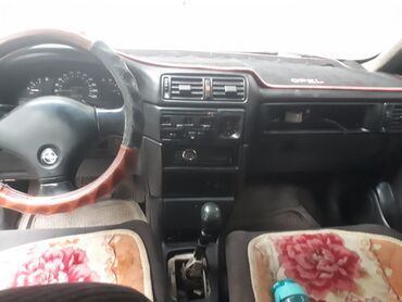 опель манта: Opel Vectra: 1991 г., 1.6 л, Механика, Бензин, Седан at lalafo.kg опель манта: Opel Vectra: 1991 г., 1.6 л, Механика, Бензин, Седан