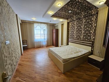 Uzunmüddətli kirayə mənzillər: Kiraye verilir — 8