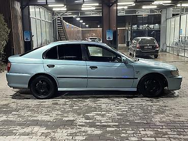 Honda: Honda Accord: 2001 г., 2 л, Автомат — 1