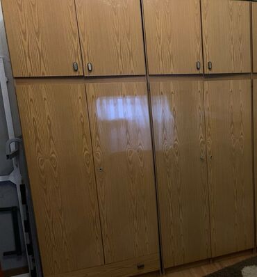 UAZ: İşlənmiş, Açılan, 4 qapılı Düz dolab, Qarderob, paltar dolabı