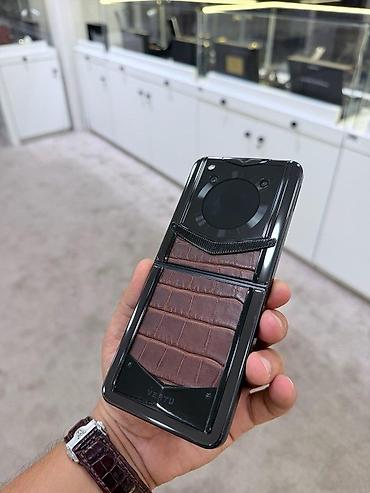 telefon zengleri: Vertu 512 GB, rəng - Qəhvəyi — 2