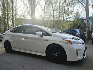 ленд круизер 100: Toyota Prius: 2015 г., 1.8 л, Автомат, Бензин, Хэтчбэк