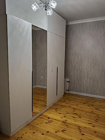 qapi renglenmesi: Düz dolab, Mətbəx üçün, Qonaq otağı üçün, Dəhliz üçün, Paltar üçün, Açılan, Korpuslu, 5 qapı — 2