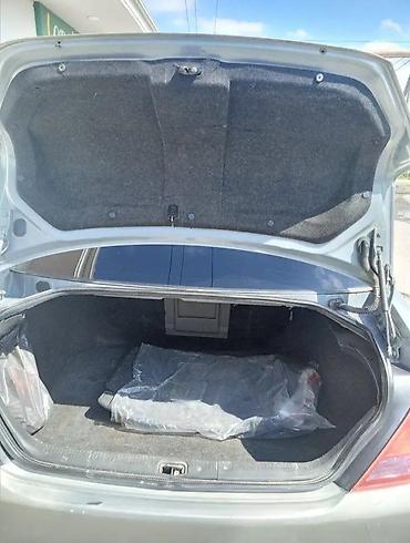inci aku: Nissan Teana: 2.3 l | 2003 il Sedan — 9