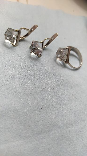 Серебряные наборы украшений: Набор украшений: серьги + кольцо с прозрачными камнями,горный хрусталь — 4
