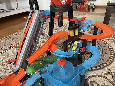 hot: Игровой набор Hot Wheels City Gator Car Wash (автомойка с аллигатором) — 2