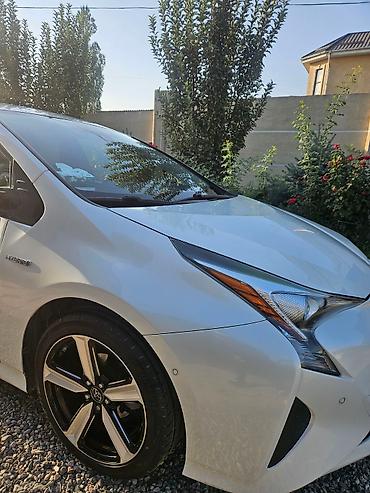 Toyota: Toyota Prius: 2018 г., Автомат, Гибрид, Хэтчбэк at lalafo.kg — 7 Toyota: Toyota Prius: 2018 г., Автомат, Гибрид, Хэтчбэк — 7
