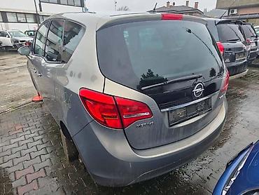 auto l: OPEL MERIVA 2012. GOD. - KOMPLETAN AUTO U DELOVIMA | Opel Meriva B — 1